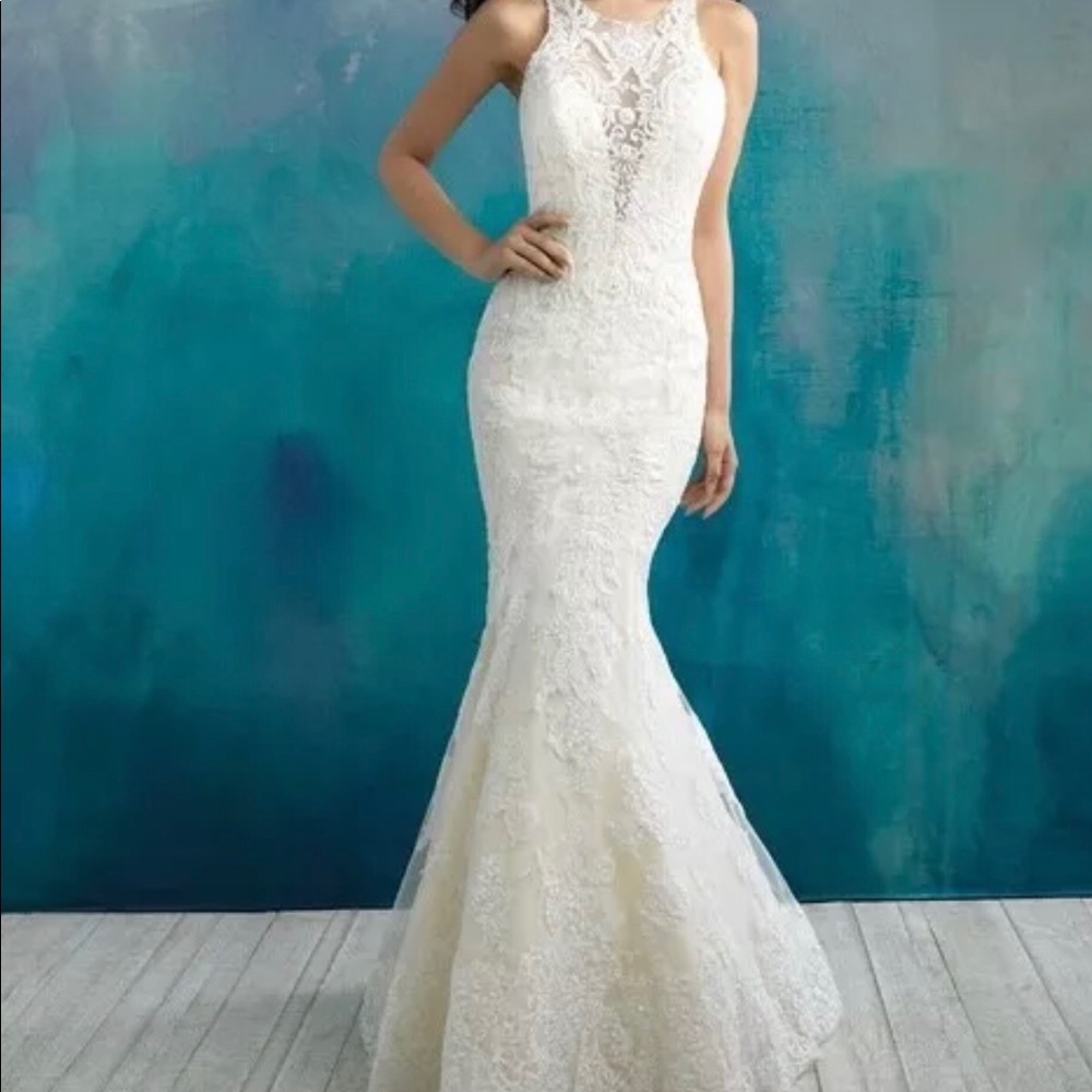 Allure wedding dress. Never been worn.